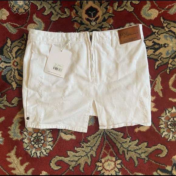 White Denim One Teaspoon Skirt - Picture 1 of 3